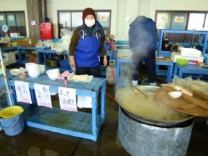三沢市漁業協同組合　ほっき貝焼き、鮭汁他